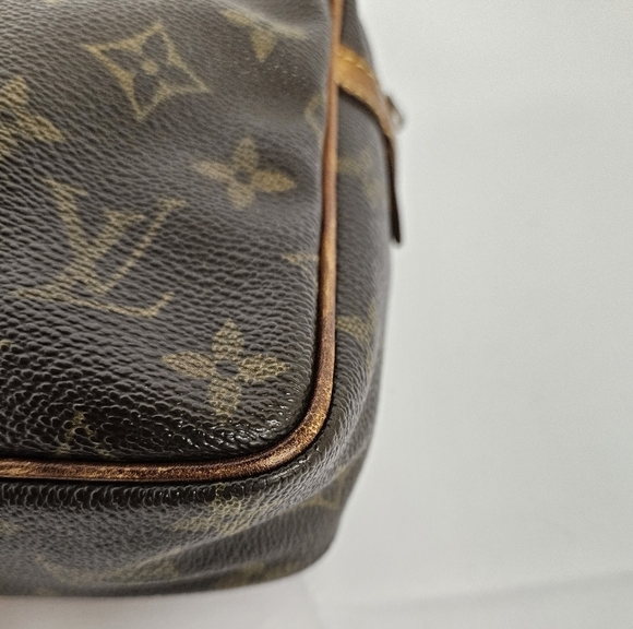 Louis Vuitton Brown Monogram Men's Bag - Picture 10 of 17